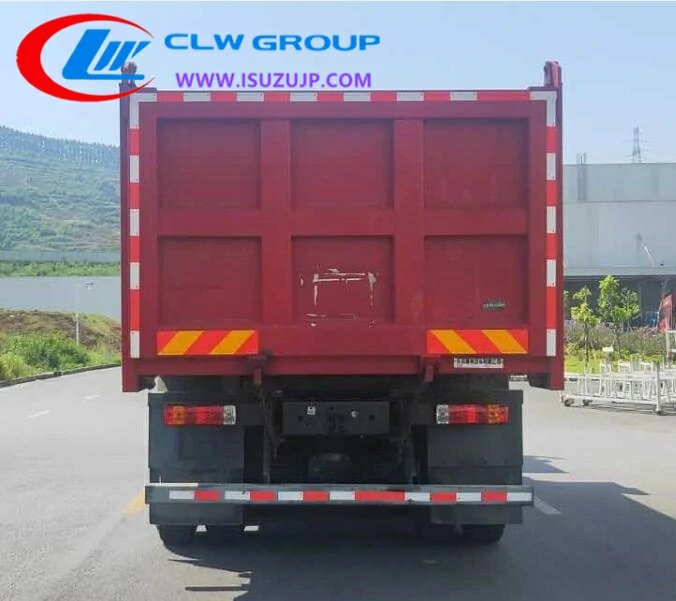 Chenglong dumper construction truck Liberia