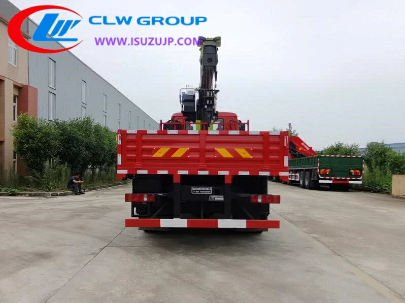 4x2 HOWO 10 ton crane truck for sale Ghana