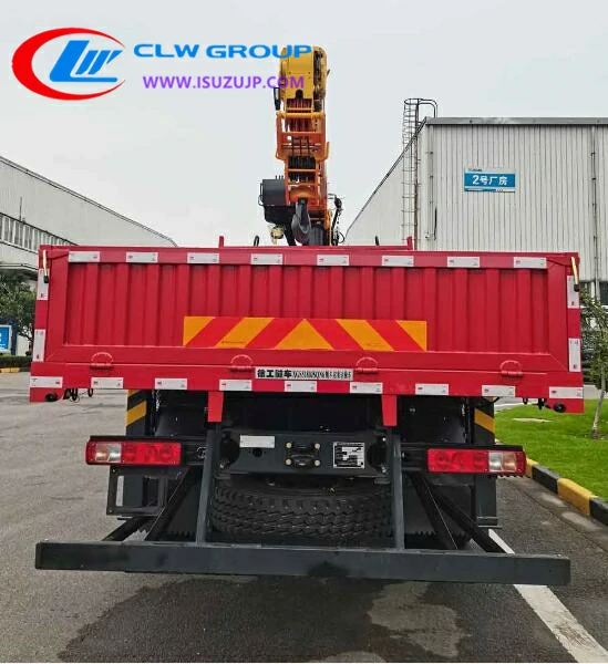 6 wheel Hongyan 8ton Xcmg truck for sale crane Sierra Leone