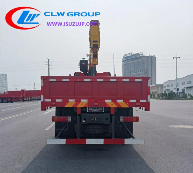 FAW 8000kg self loading truck with boom price Ecuador