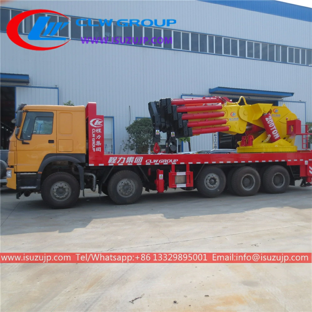 HOWO 200 ton crane with truck