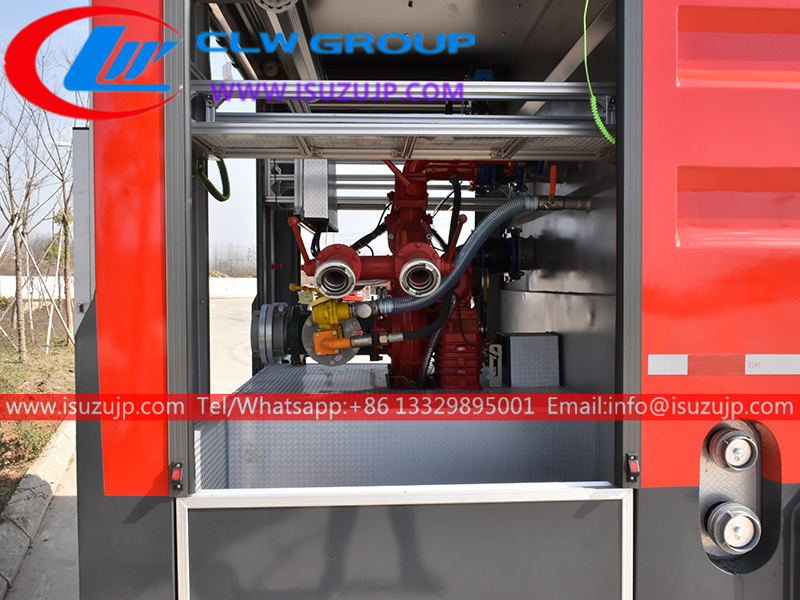 Isuzu giga 15m3 fire truck pump