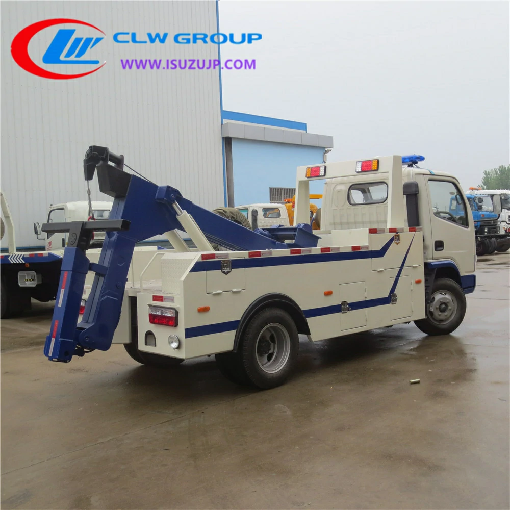 Dongfeng mini rotator wrecker for sale Belize