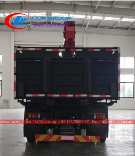 Liuqi 8 ton highway tow truck crane Laos