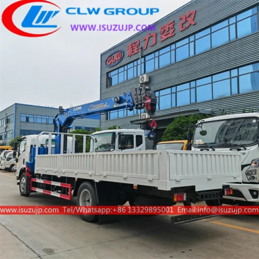 Isuzu ELF cargo boom truck crane with sleeping cabin